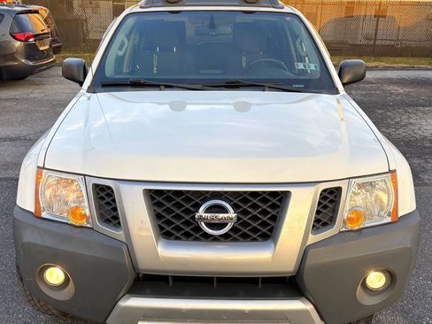 Used 2015 Nissan Xterra PRO-4X image 2