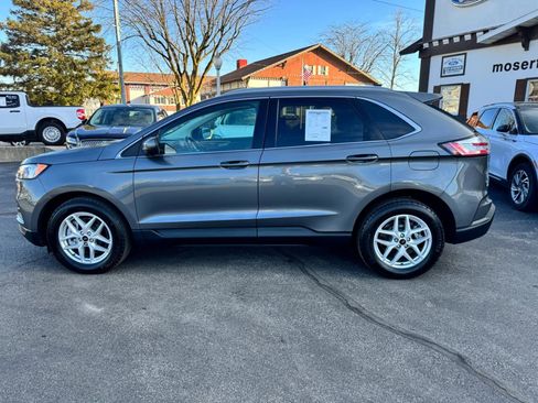 Used 2024 Ford Edge SEL w/ Convenience Package image 2