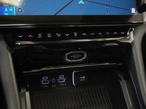 New 2026 Jeep Grand Cherokee Altitude AWD/4WD image 24