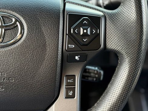Used 2021 Toyota Tacoma TRD Sport w/ TRD Premium Sport Package AWD/4WD image 8
