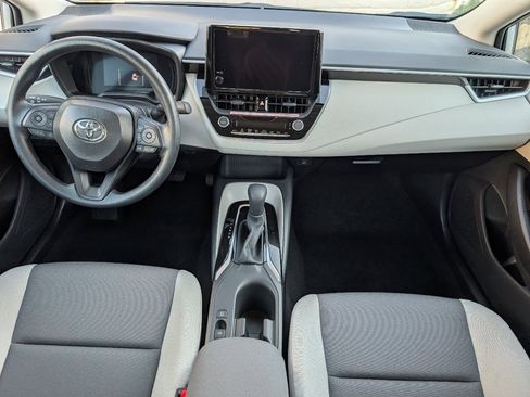 Used 2026 Toyota Corolla LE image 4