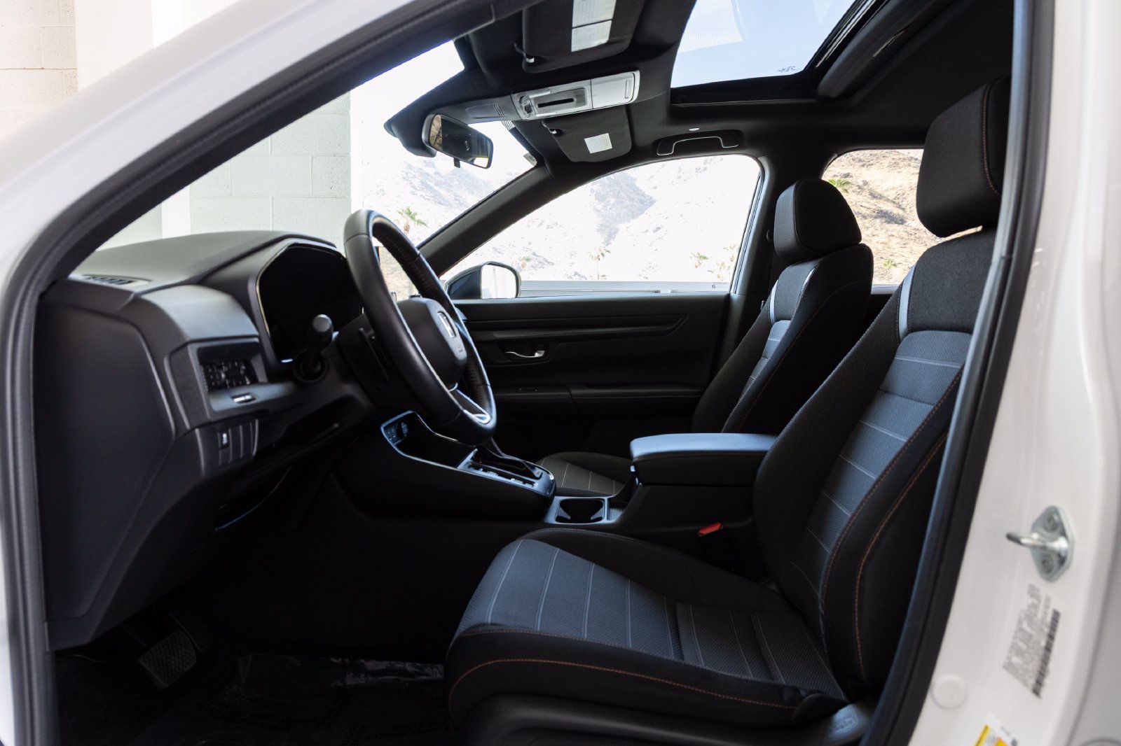 Used 2025 Honda CR-V Sport image 14