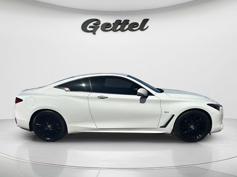 Used 2019 INFINITI Q60 3.0t Luxe AWD/4WD image 4