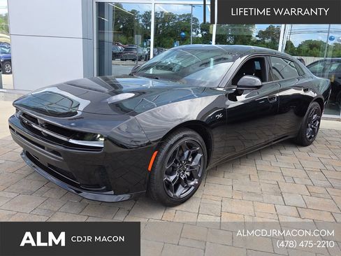 New 2026 Dodge Charger R/T w/ Blacktop Package AWD/4WD image 4