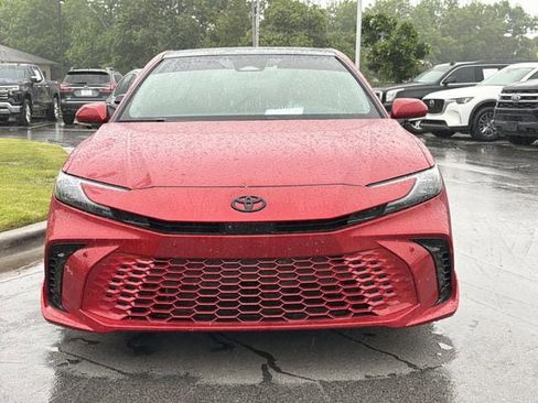 Used 2025 Toyota Camry XSE w/ Premium Plus Package AWD/4WD image 2
