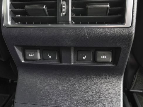 Used 2024 Lexus GX 550 image 12