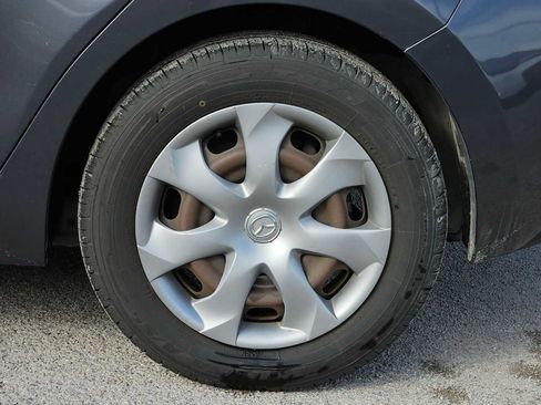 Used 2014 MAZDA MAZDA3 i Sport image 13