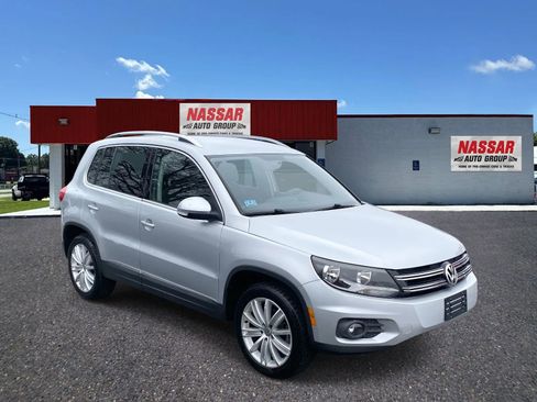 Used 2014 Volkswagen Tiguan SE FWD image 3