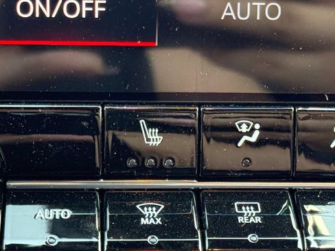 New 2026 GMC Canyon AT4 AWD/4WD image 33