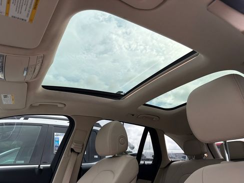 Used 2019 Mercedes-Benz GLC 300 image 32