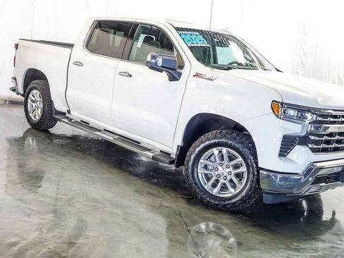 Certified 2025 Chevrolet Silverado 1500 LTZ w/ Z71 Off-Road Package AWD/4WD image 5