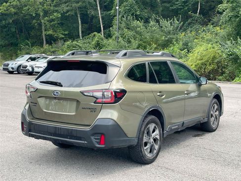 Used 2022 Subaru Outback Onyx Edition XT w/ Tech Package 3 AWD/4WD image 5