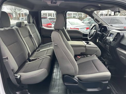 Used 2018 Ford F150 XL w/ Equipment Group 101A Mid AWD/4WD image 13