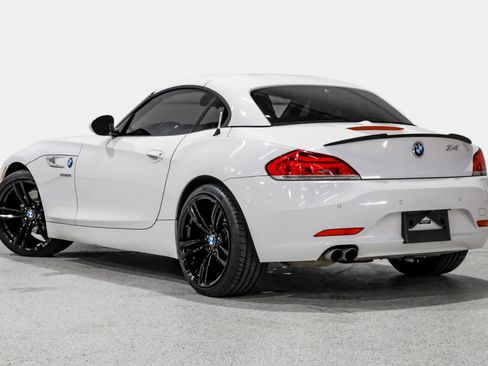 Used 2016 BMW Z4 sDrive28i w/ Technology Package RWD image 15