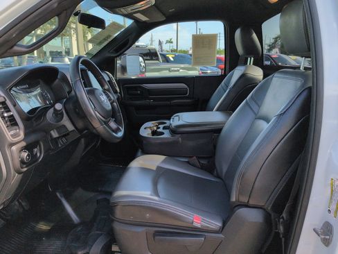 Used 2022 RAM 2500 Tradesman RWD image 16