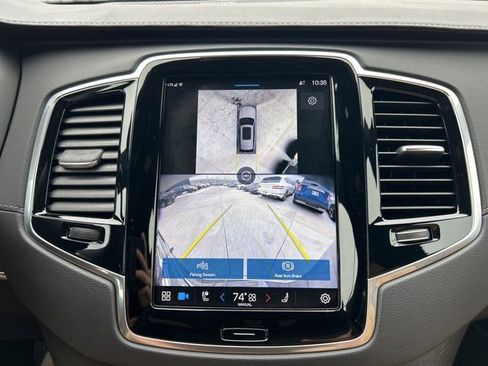 Used 2024 Volvo XC90 B6 Ultimate w/ Lounge Package image 33