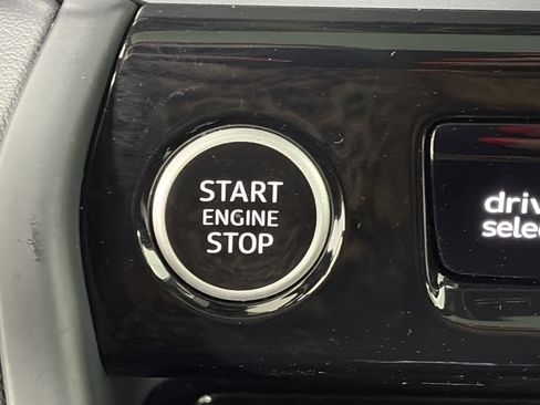 Certified 2025 Audi Q5 Premium Plus w/ Premium Plus image 26