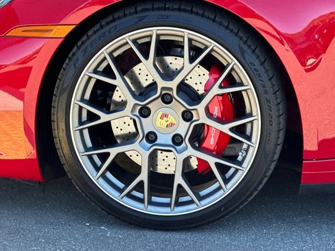Certified 2024 Porsche 911 Carrera 4S AWD/4WD image 45