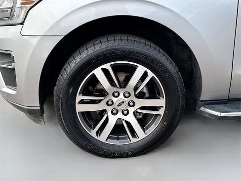 Certified 2022 Ford Expedition Limited image 24