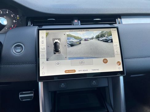 New 2026 Land Rover Discovery Sport Landmark AWD/4WD image 17