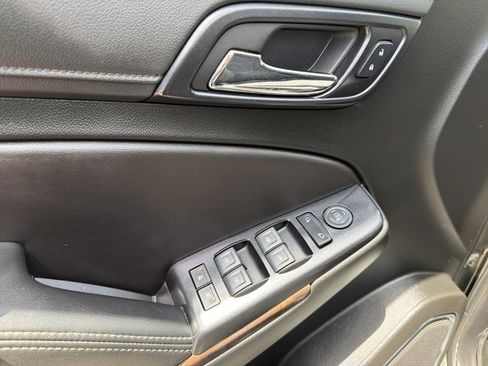 Used 2019 Chevrolet Tahoe LS w/ All-Season Package AWD/4WD image 15