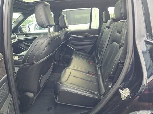 Used 2024 Jeep Grand Cherokee Limited 4xe AWD/4WD image 15