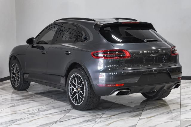 Used 2018 Porsche Macan Sport Edition AWD/4WD image 15
