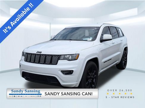 Used 2021 Jeep Grand Cherokee Laredo X RWD image 1