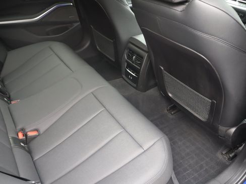 Used 2021 BMW 330i xDrive Sedan w/ M Sport Package AWD/4WD image 25