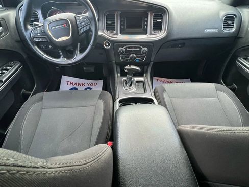 Used 2015 Dodge Charger SE w/ Popular Equipment Group image 13
