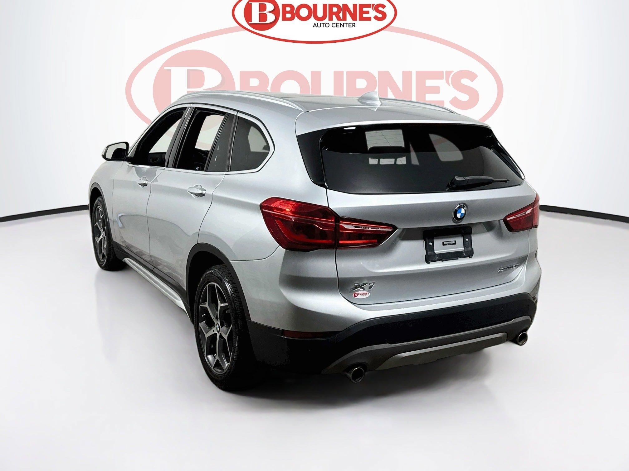 Used 2019 BMW X1 xDrive28i w/ Convenience Package AWD/4WD image 9