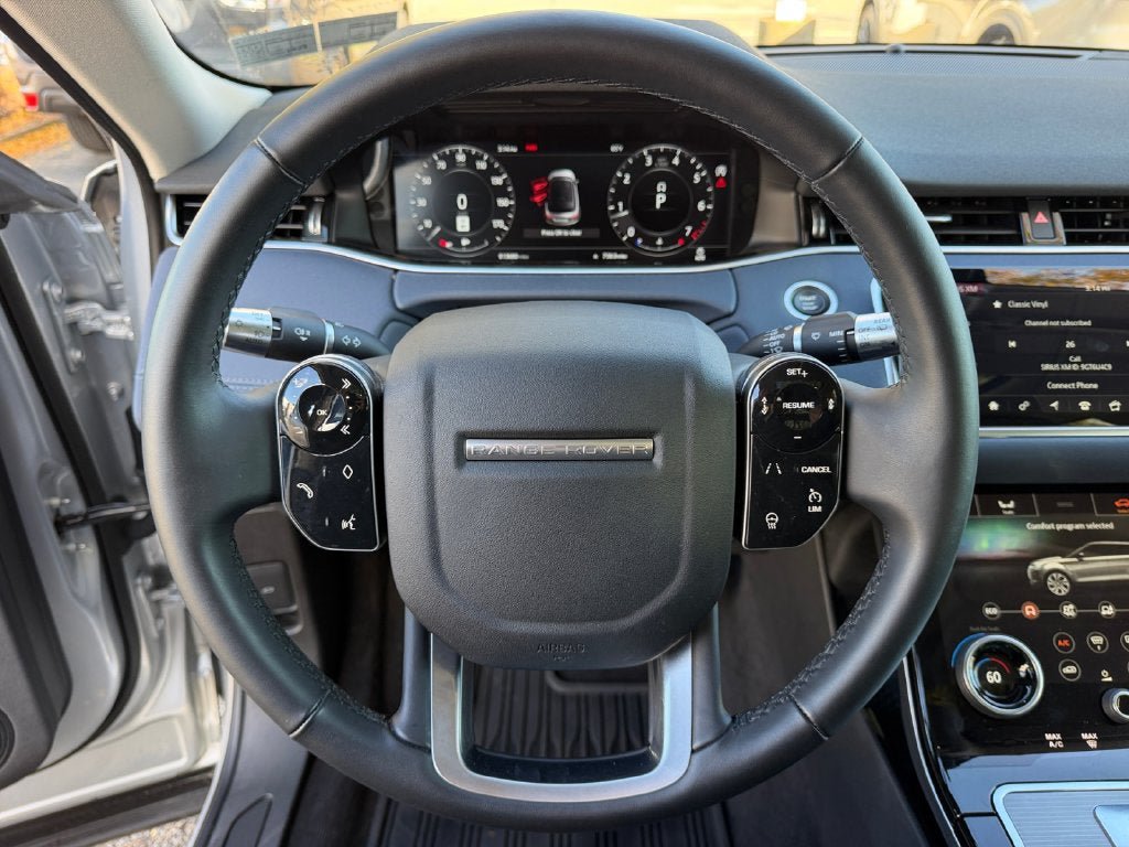 Used 2020 Land Rover Range Rover Evoque SE AWD/4WD image 15