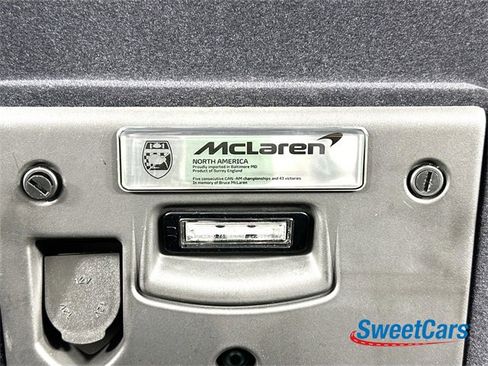 Used 2024 McLaren Artura image 36