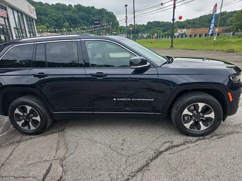 Used 2024 Jeep Grand Cherokee Limited 4xe image 5