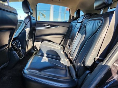 Used 2021 Lincoln Nautilus Standard w/ Equipment Group 101A image 29