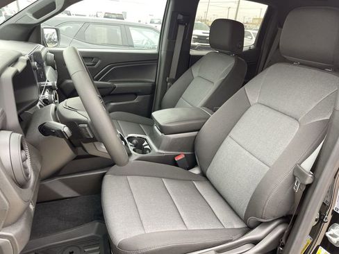 New 2025 Chevrolet Colorado Trail Boss AWD/4WD image 9