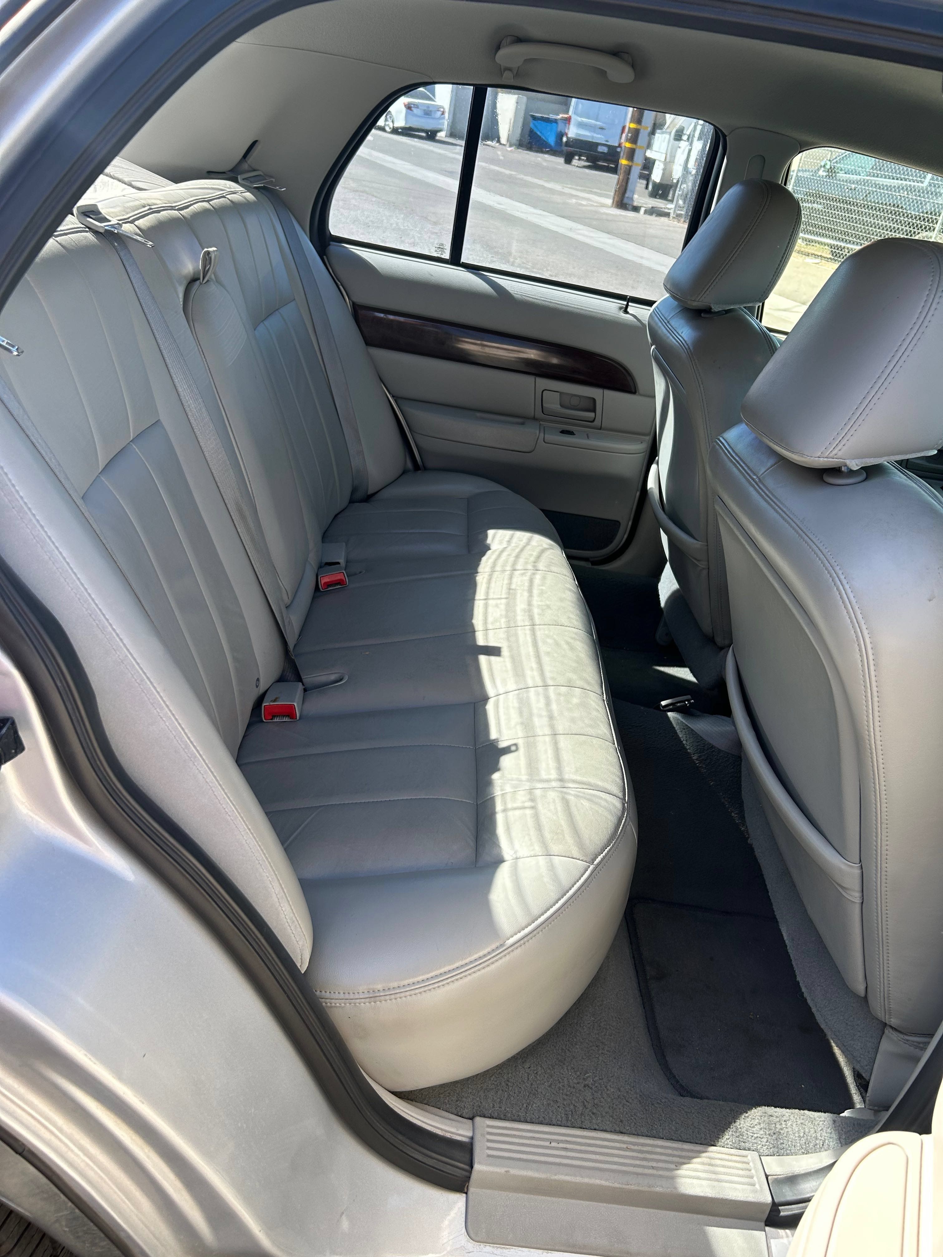 Used 2003 Mercury Grand Marquis LS RWD image 10