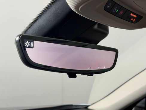 Used 2023 Buick Envision Avenir FWD image 30