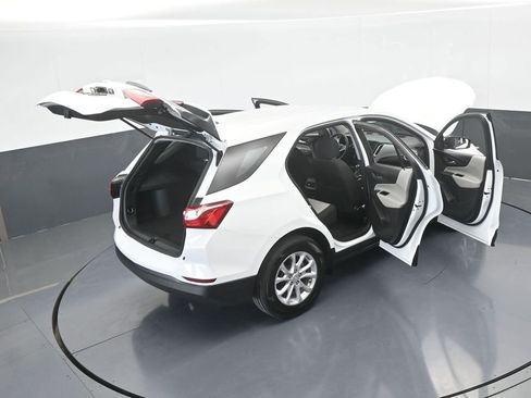 Used 2021 Chevrolet Equinox LS image 64