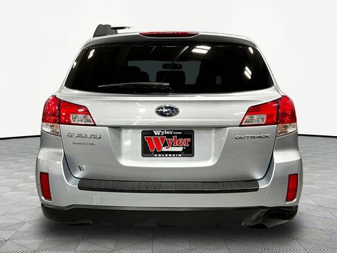 Used 2012 Subaru Outback 2.5i Premium AWD/4WD image 5
