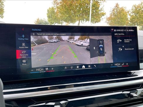 Used 2025 BMW X7 M60i image 22