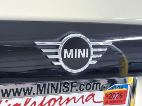 Used 2022 MINI Cooper 2-Door Hardtop FWD image 27