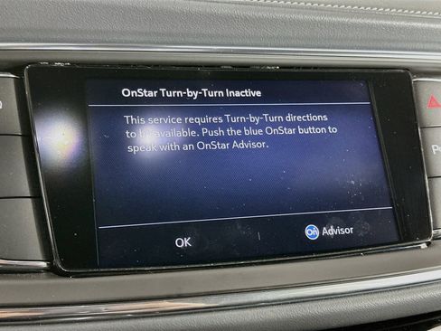 Used 2022 Buick Enclave Essence FWD image 22