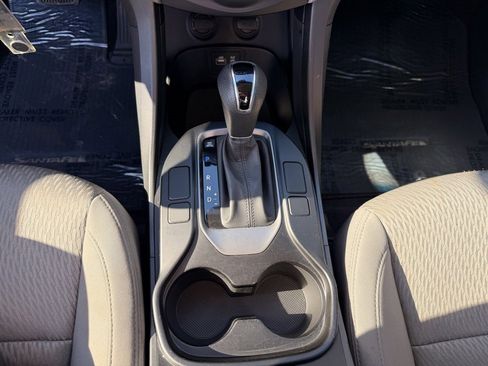 Used 2017 Hyundai Santa Fe Sport image 24