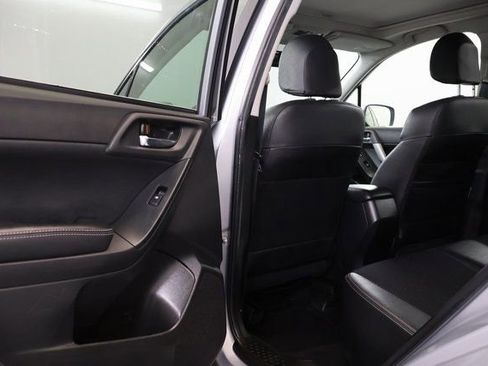 Used 2014 Subaru Forester 2.0XT Premium image 26