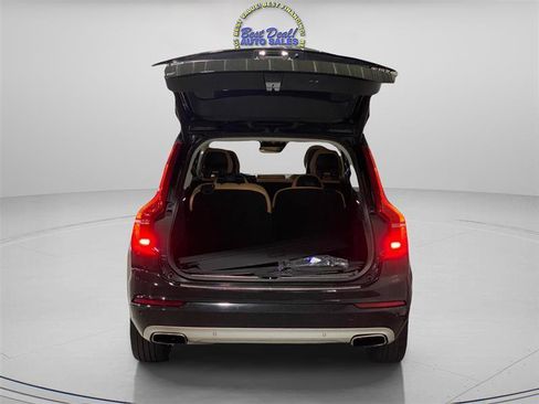 Used 2016 Volvo XC90 T6 Momentum w/ Protection Package Plus AWD/4WD image 9