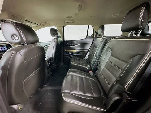 Used 2018 GMC Acadia Denali image 17