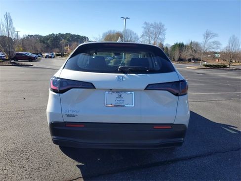 Certified 2025 Honda HR-V LX image 5