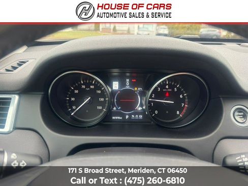 Used 2017 Land Rover Discovery Sport HSE image 32