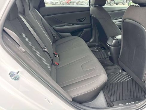 Certified 2025 Hyundai Elantra Sport FWD image 15